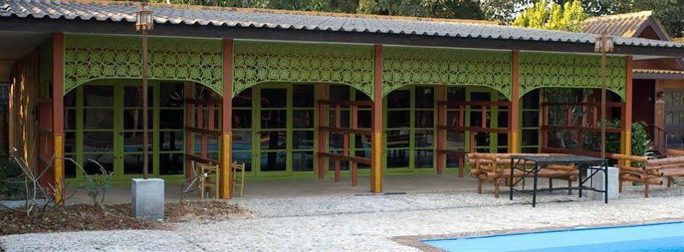 Areeya Phuree Resort Thaton Mae Ai Esterno foto