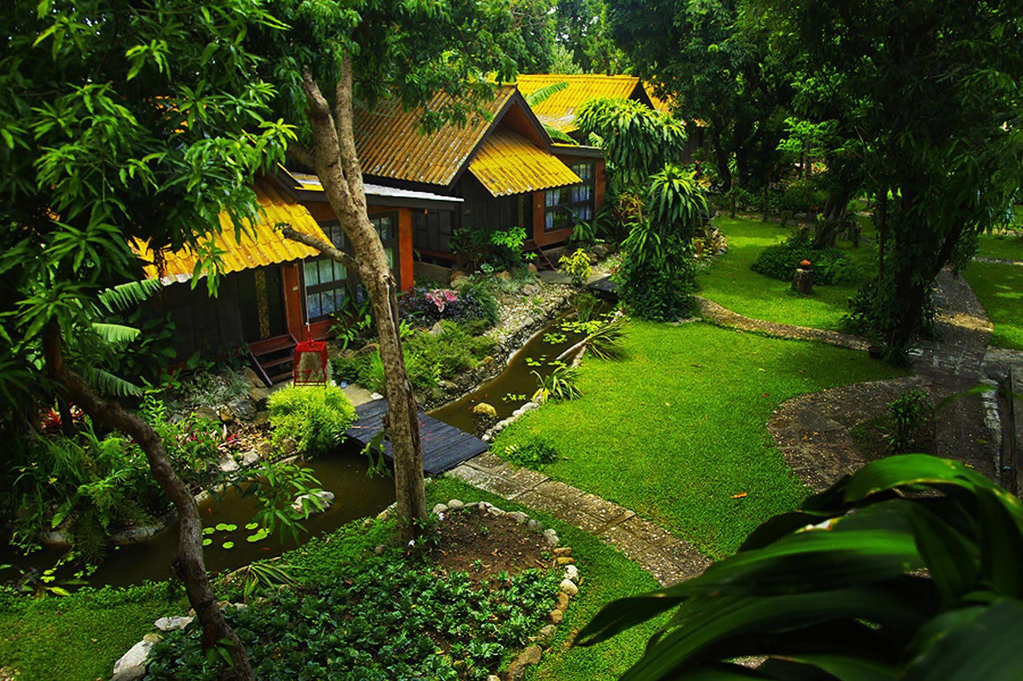 Areeya Phuree Resort Thaton Mae Ai Esterno foto